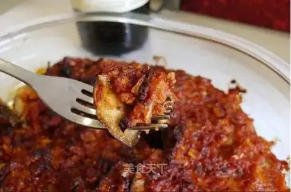 Baked eggplant in tomato sauce