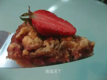 Crispy strawberry pie