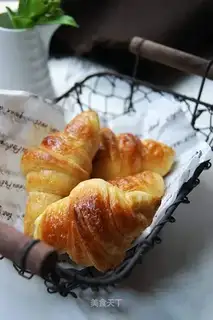 Danish croissants