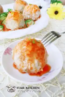 Sauce glutinous rice lion head