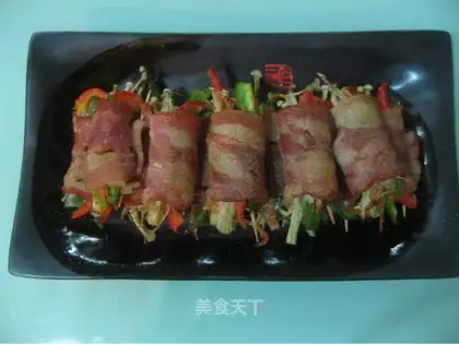 Vegetable bacon roll