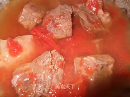 Stewed beef brisket with tomato