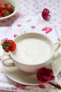 Dragon fruit strawberry milkshake