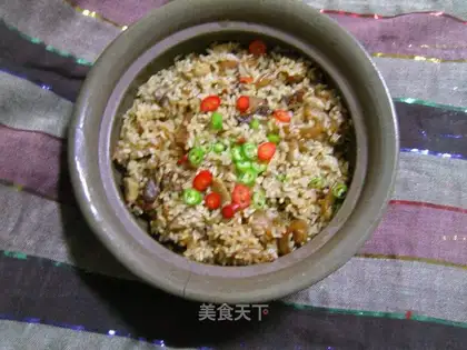 Aromatic pork abalone and mushroom rice