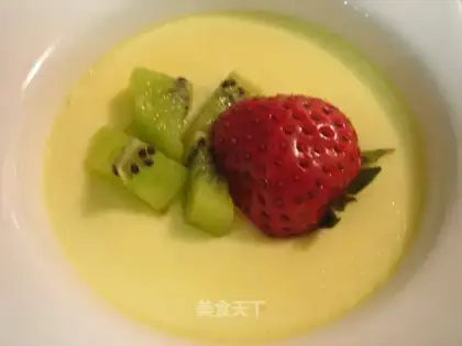 Stewed egg with fresh almond milk