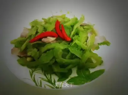 Balsam pear slices