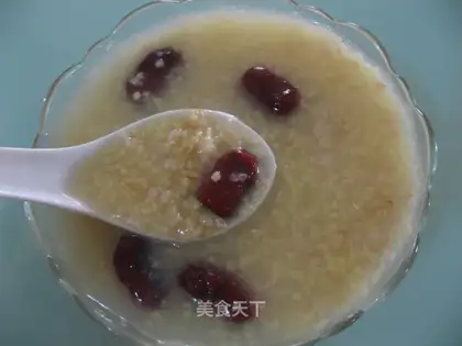 Red dates and millet oatmeal