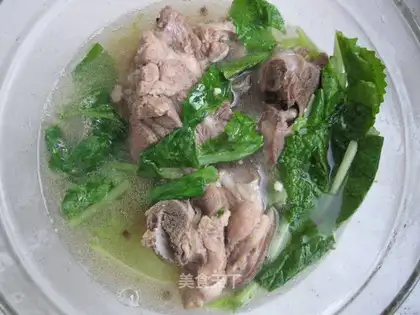 Stewed cabbage with spine