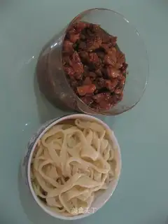 Garlic noodles