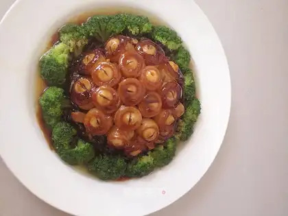 braised pork with lotus seeds