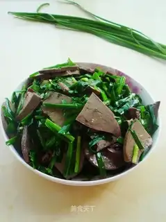 stir-fried mutton liver with leeks