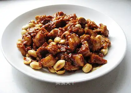 Sauce diced chicken