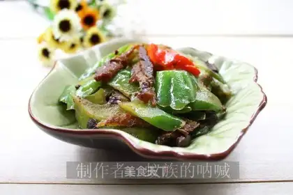 stir-fried balsam pear with soy sauce dace