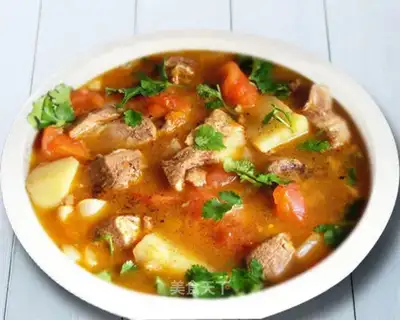 Tomato beef brisket soup
