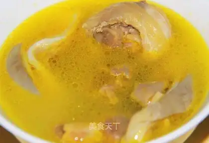 Stewed chicken with pork tripe
