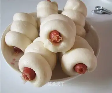 sausage bun