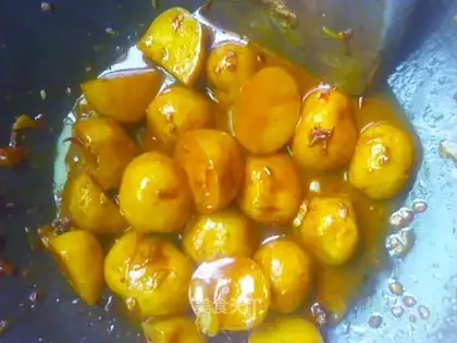 Braised potatoes with fermented bean curd