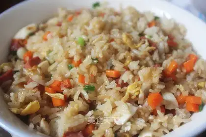 Fried rice with chicken sausage and salty egg