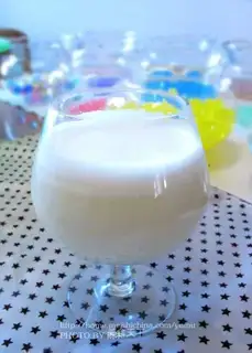 Water chestnut yellow crown drink
