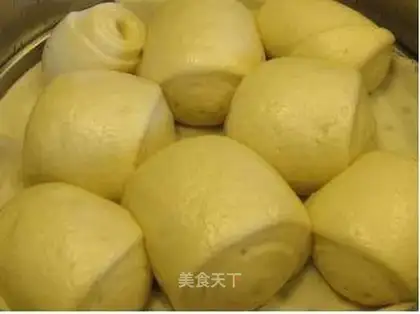 Beer steamed buns