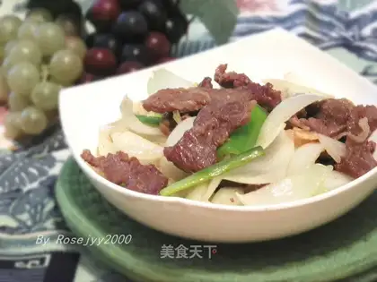 Qiaozhou stir-fried beef with large scallion
