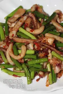 Chop pepper shredded squid
