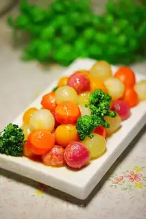 stir-fried five-color vegetable balls