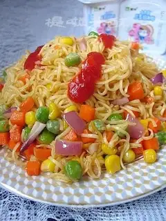 Pastoral vegetarian mixed fried noodles