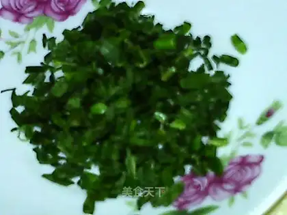 Home-made shredded dried green onion