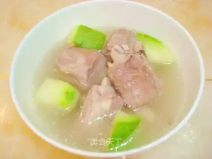 Stewed ribs with green radish