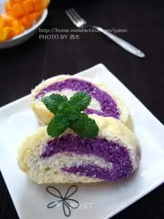 Purple sweet potato two-color bread