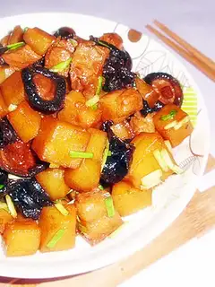 braised pork and potato