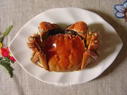 Steamed hairy crab