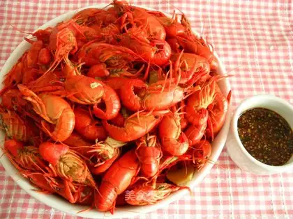 hand-peeled crayfish