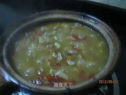 Homemade spicy sauce
