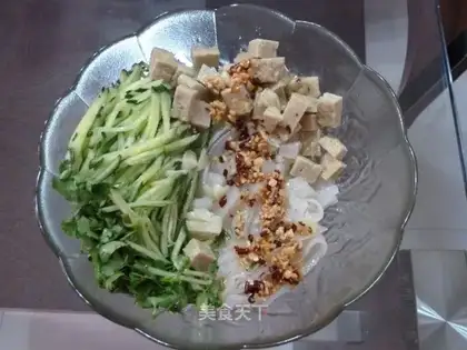 Homemade cold noodles