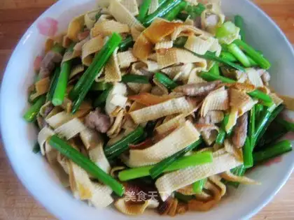 stir-fried leek moss
