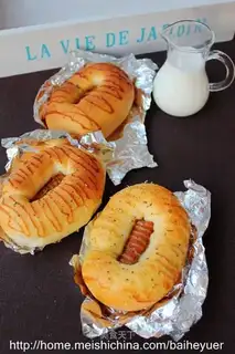 Vanilla hot dog bread