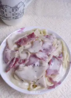 pasta with cheese and bacon