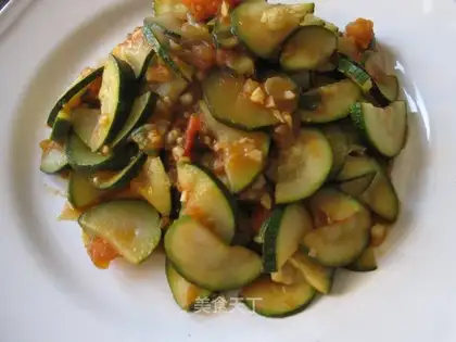 Hot and sour zucchini