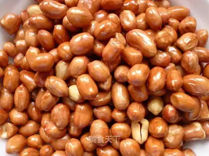 fried peanuts