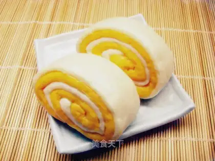 Pumpkin fancy steamed buns