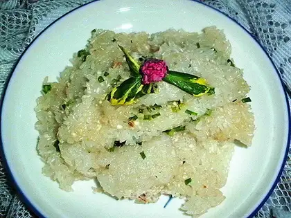 Roasted glutinous rice balls