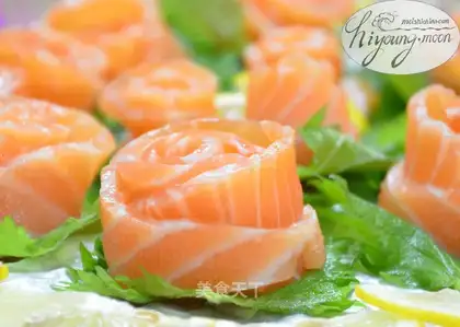 Sashimi salmon