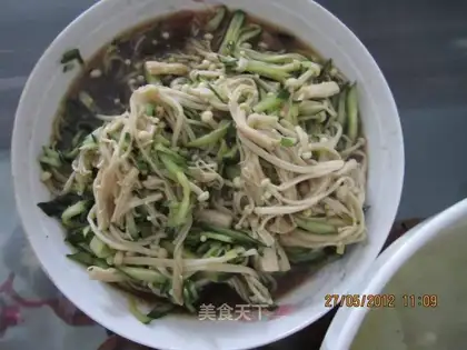 Cucumber mixed with mushroom