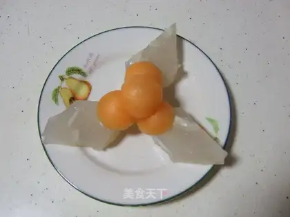 horseshoe cake