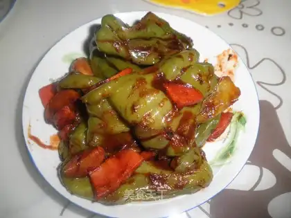 stir-fried chili with carrot