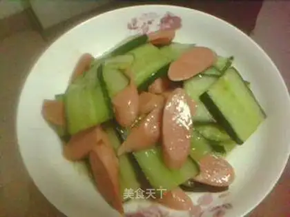 stir-fried ham with cucumber