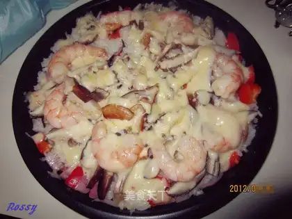grilled rice with seafood and cheese