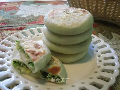 Leek egg vermicelli pie